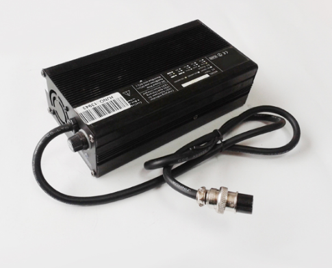 36V5A十串鋰離子電池專用充電器